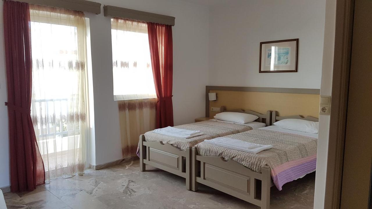 Luis Apartments 马斯蒂查里 外观 照片