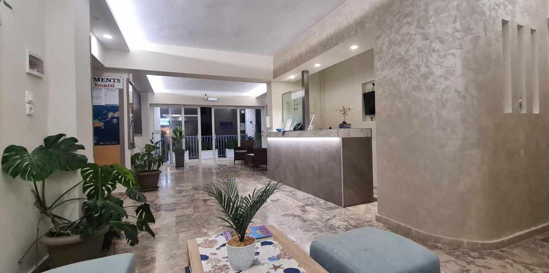 Luis Apartments 马斯蒂查里 外观 照片