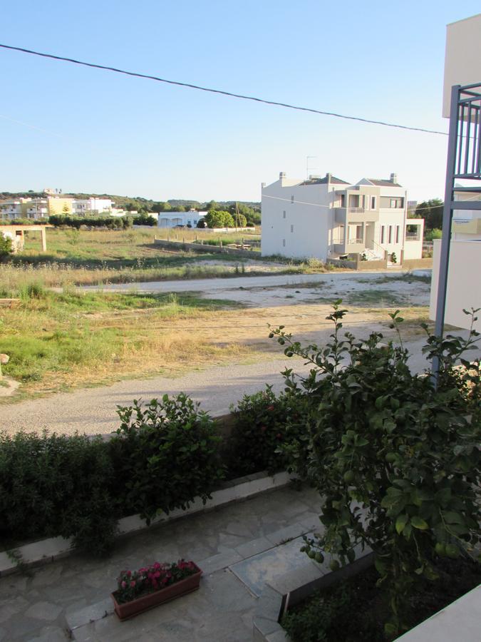 Luis Apartments 马斯蒂查里 外观 照片